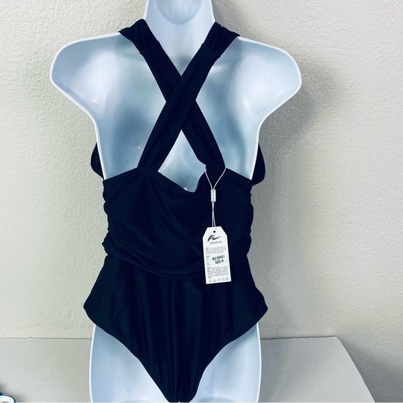 You Di An Tummy Control Ruched Keyhole Front One Piece Swimsuit - Picture 3 of 7